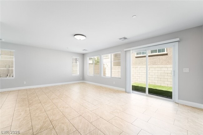 Building Photo - 1350 Bear Brook Ave