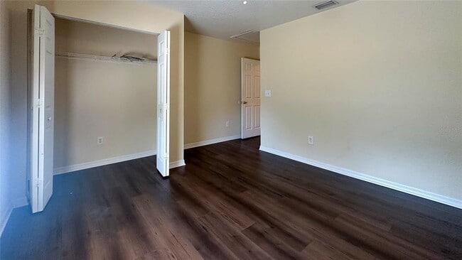 Building Photo - 6944 Rosemont Dr