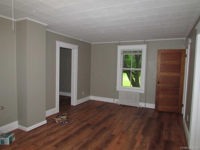 Building Photo - 361 NY-376