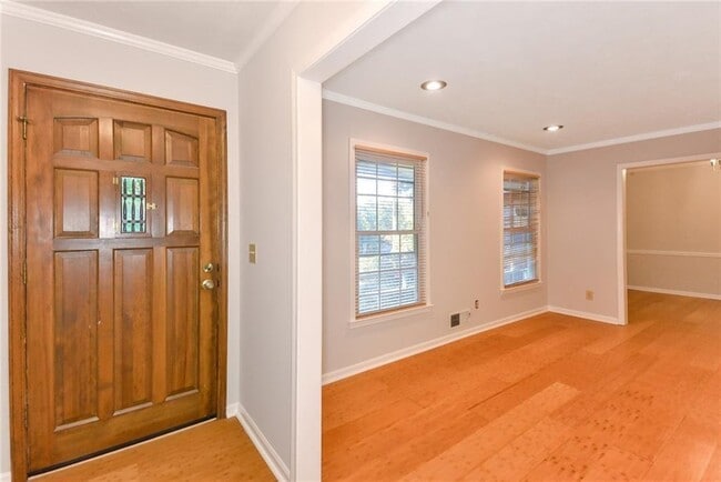 Building Photo - 5748 Jordanaire Pl NW