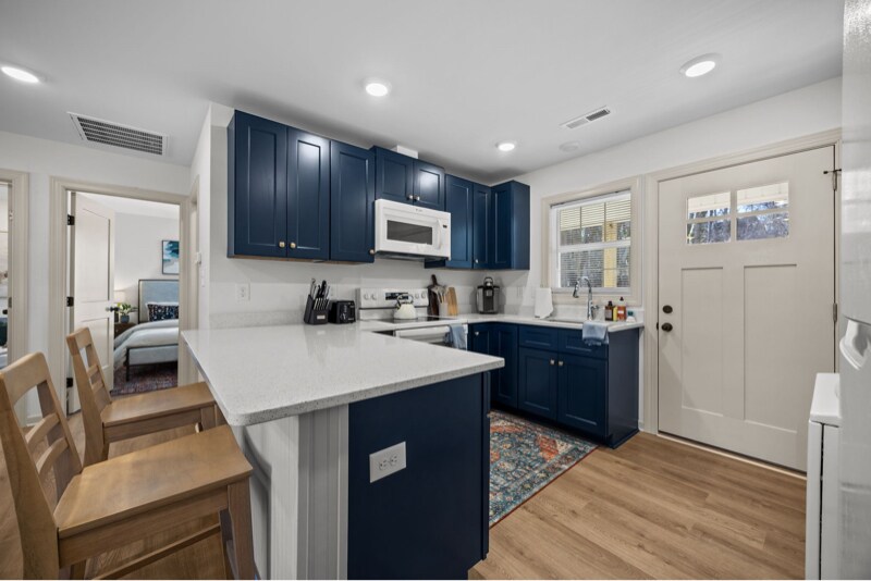 Building Photo - 1802 Rominger Rd