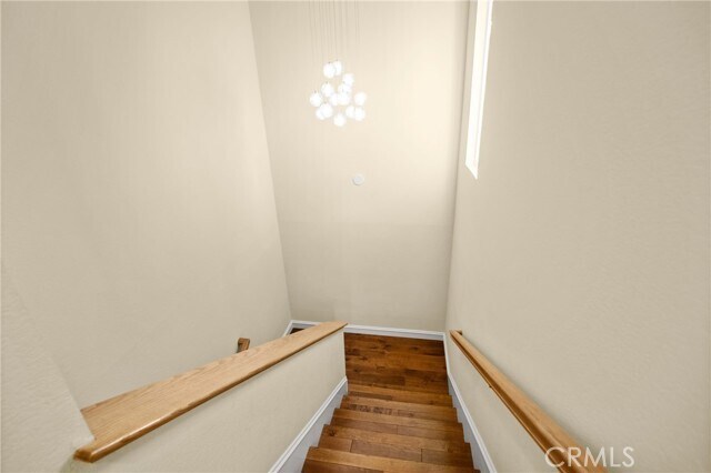 Building Photo - 714 N Juanita Ave
