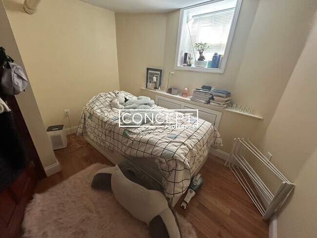 Building Photo - 154A Magazine St. Unit 2B