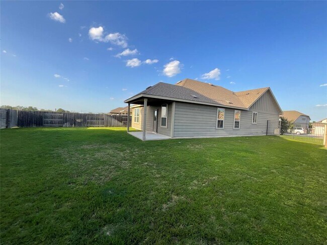 Building Photo - 136 Bonnet Blvd