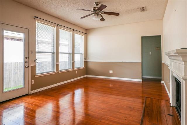 Building Photo - 4400 Park Creek Ct