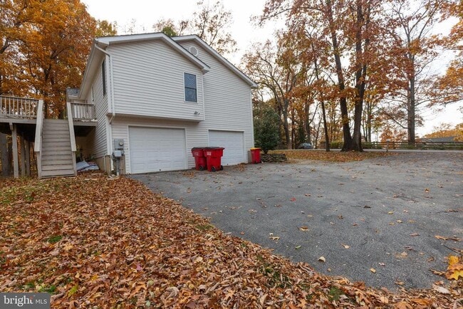 Building Photo - 3311 Mission Rd