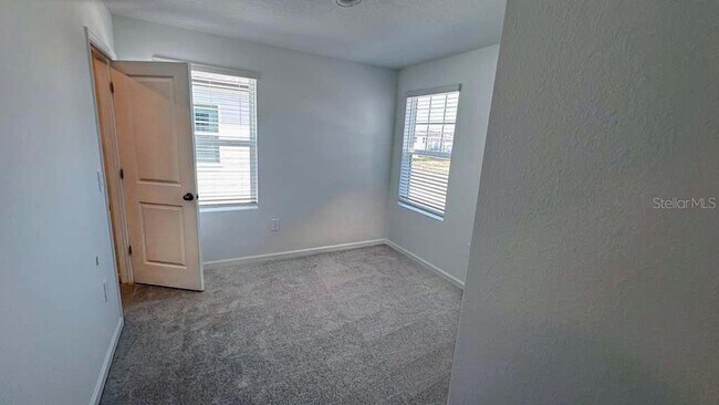 Building Photo - 2554 Grey Hawk Dr