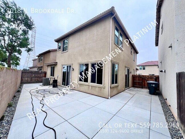 Building Photo - 7018 N Brookdale Dr