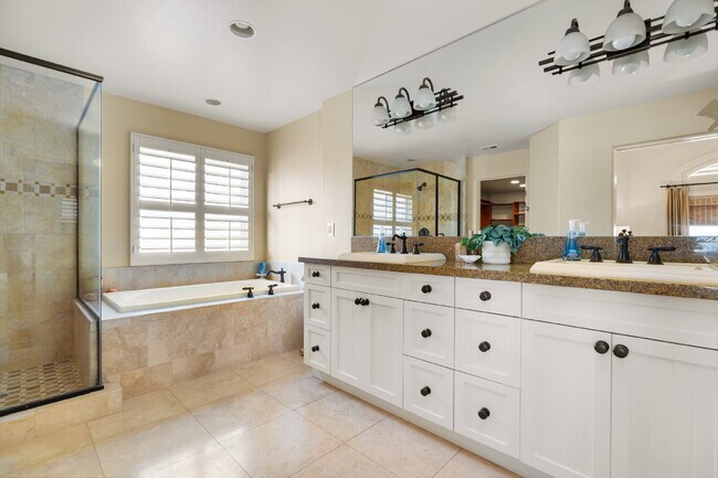 Building Photo - "Coastal Tommy Bahama at 208 East Balboa: Fully Furnished 3-Bed Sanctuary with Rooftop Deck