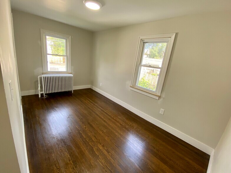 Bedroom 2 - 401 Sherburne Ave
