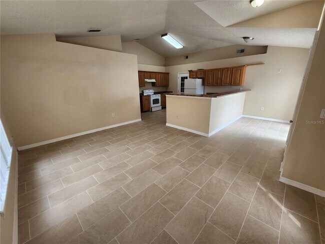 Building Photo - 6913 Long Needle Ct