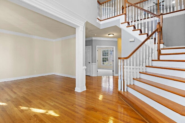 Building Photo - Founders Point