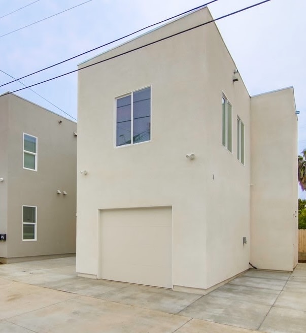 Building Photo - 532 Cesar E. Chavez Pkwy