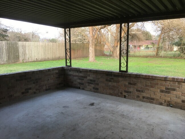 Building Photo - Coming Soon!