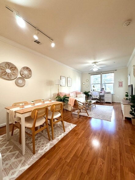 Building Photo - 12001 Market St