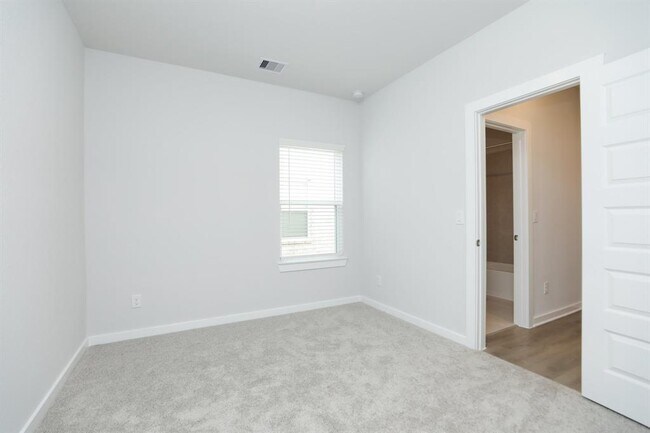 Building Photo - 8462 Sweet Cherry Ln