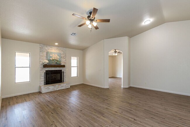 Building Photo - Elegant, Exclusive & Exquisite in this dre...
