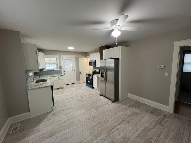 Building Photo - 109 Harvey St