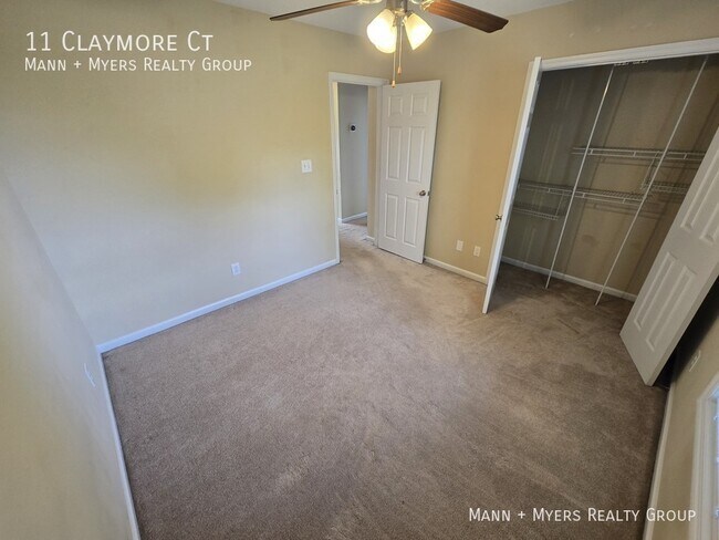 Building Photo - 11 Claymore Ct