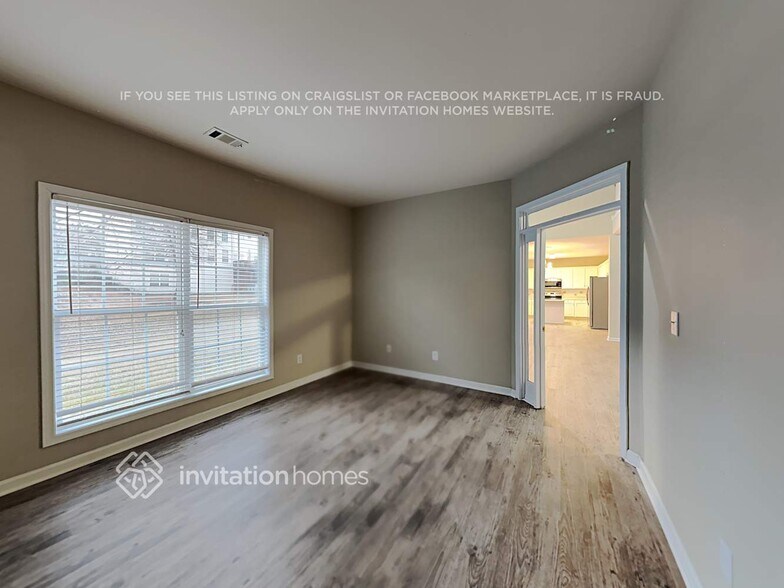 Building Photo - 1653 Broomfield Way