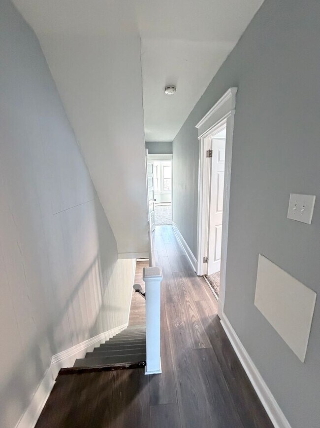 Building Photo - 106 Virginia Ave