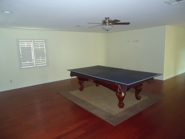 Building Photo - Huge 4 bedroom Masterpiece in the Terra Vista Community For Rent