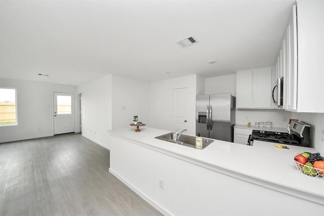 Building Photo - 26903 Yellow Corydalis Dr