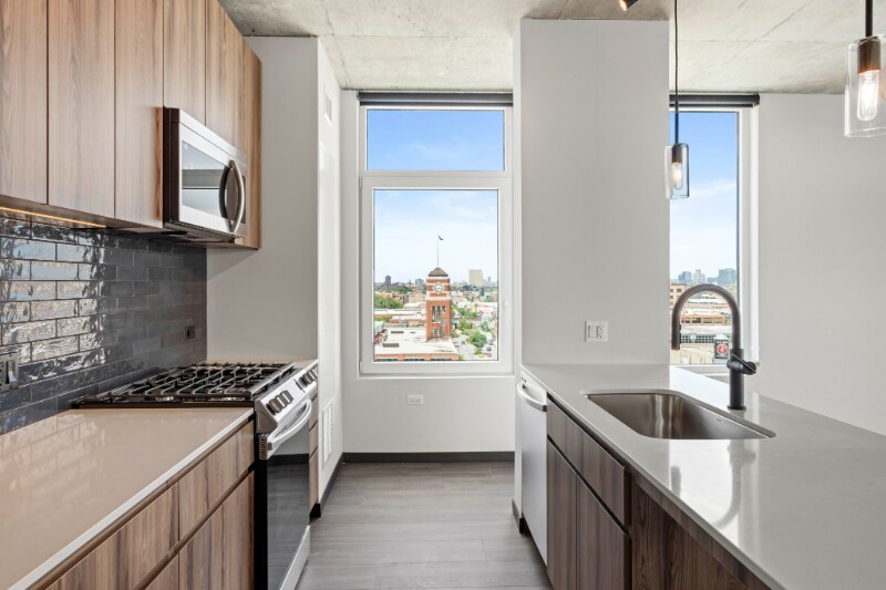 Building Photo - 157 N Ashland Ave
