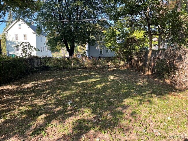 Building Photo - 50 Carl St