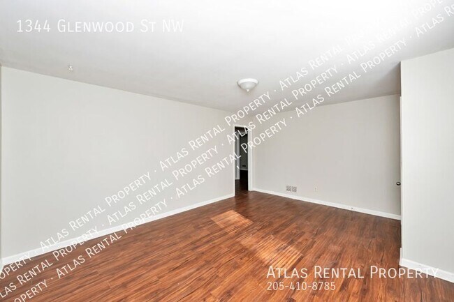 Building Photo - 1344 Glenwood St NW