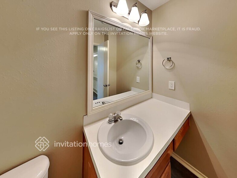 Building Photo - 17330 Wigeon Way Dr