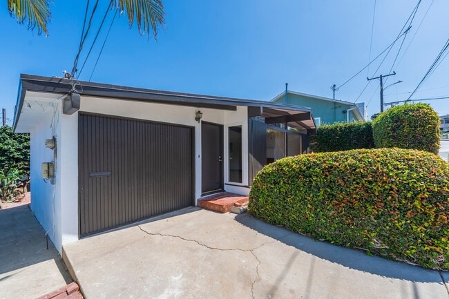 Building Photo - Hermosa Beach Home Rental