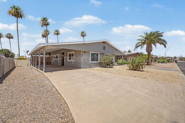 Building Photo - 462 S 80th Pl