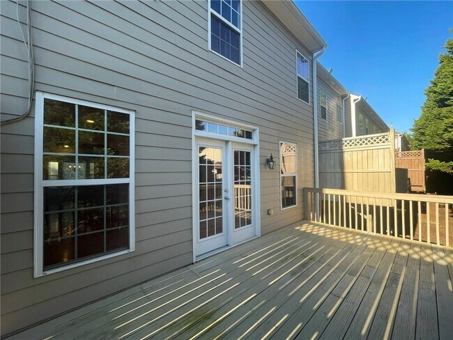 Building Photo - 6050 China Rose Ln