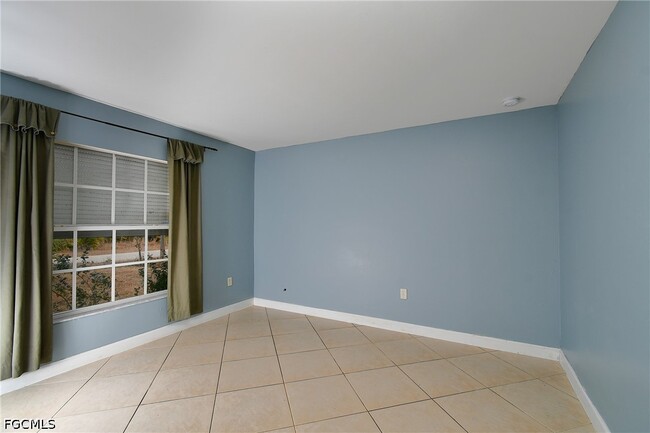 Building Photo - 3409 16th St W