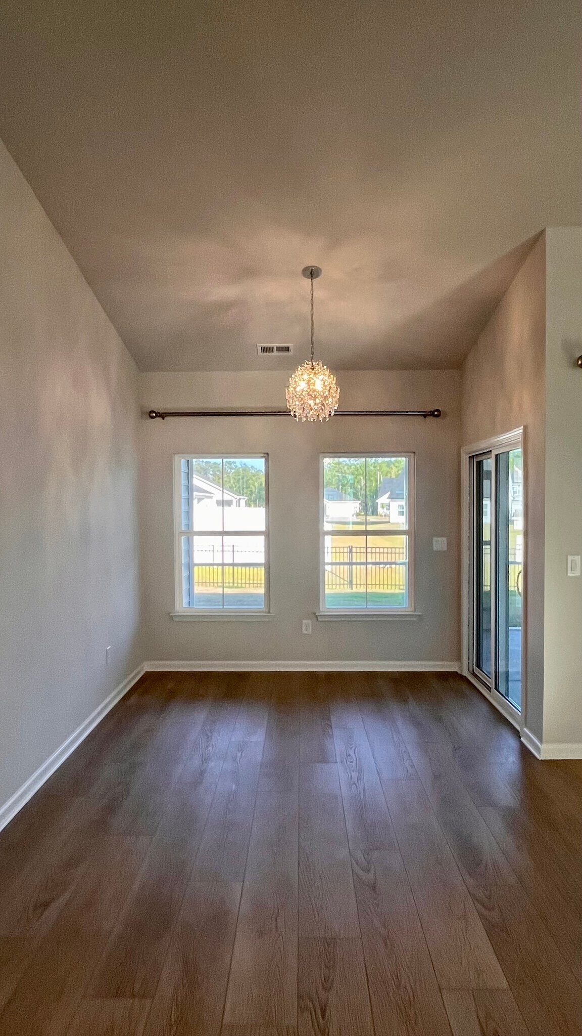 Building Photo - 728 Isle Verde Dr