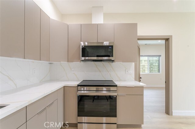 Building Photo - 11120 Emelita St