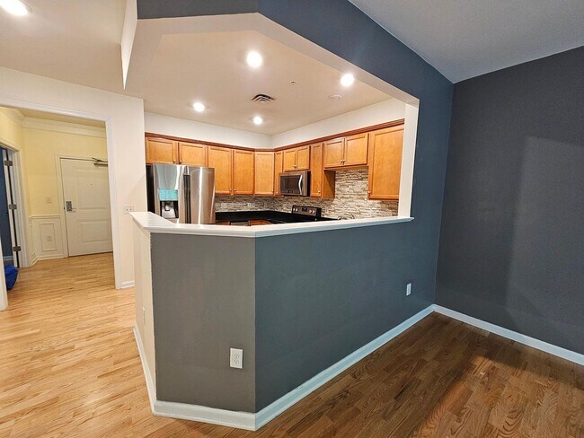 Building Photo - 130 Trotter Rd