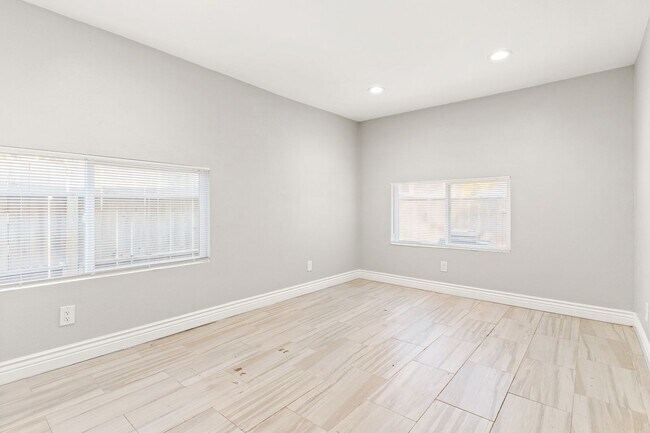 Building Photo - 1271 Ocean Ave