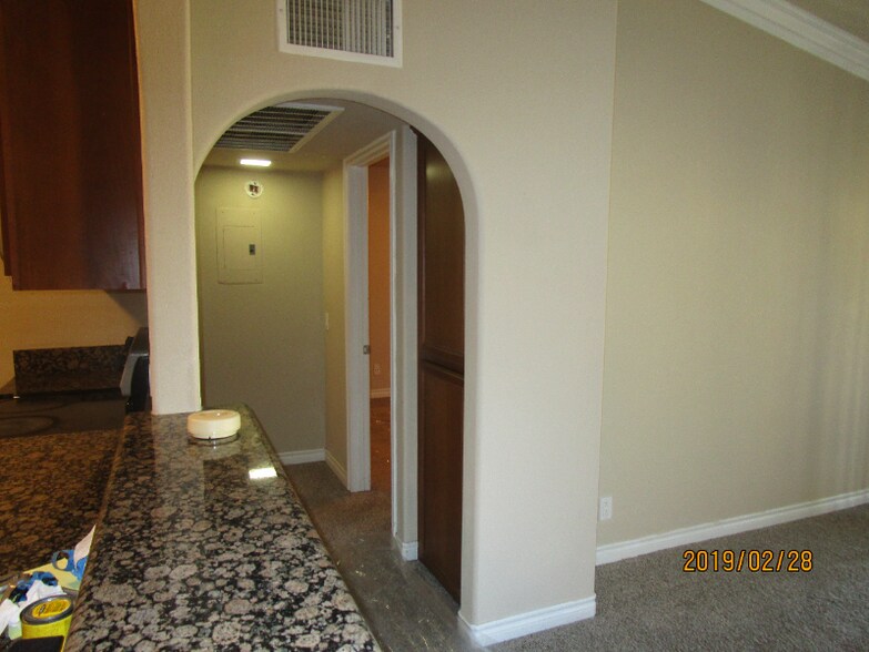 Primary Photo - 1929 Avenida Del Mexico