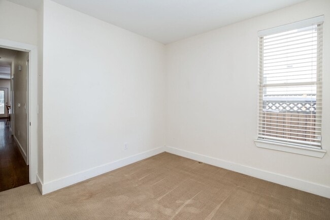 Building Photo - 3326 Quivas St