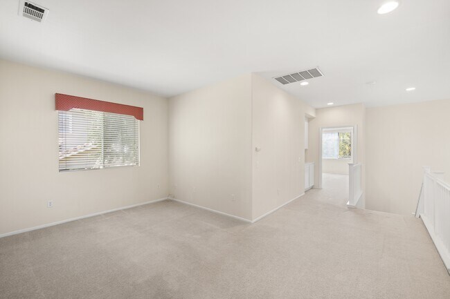 Building Photo - 2636 Fallcreek Ct