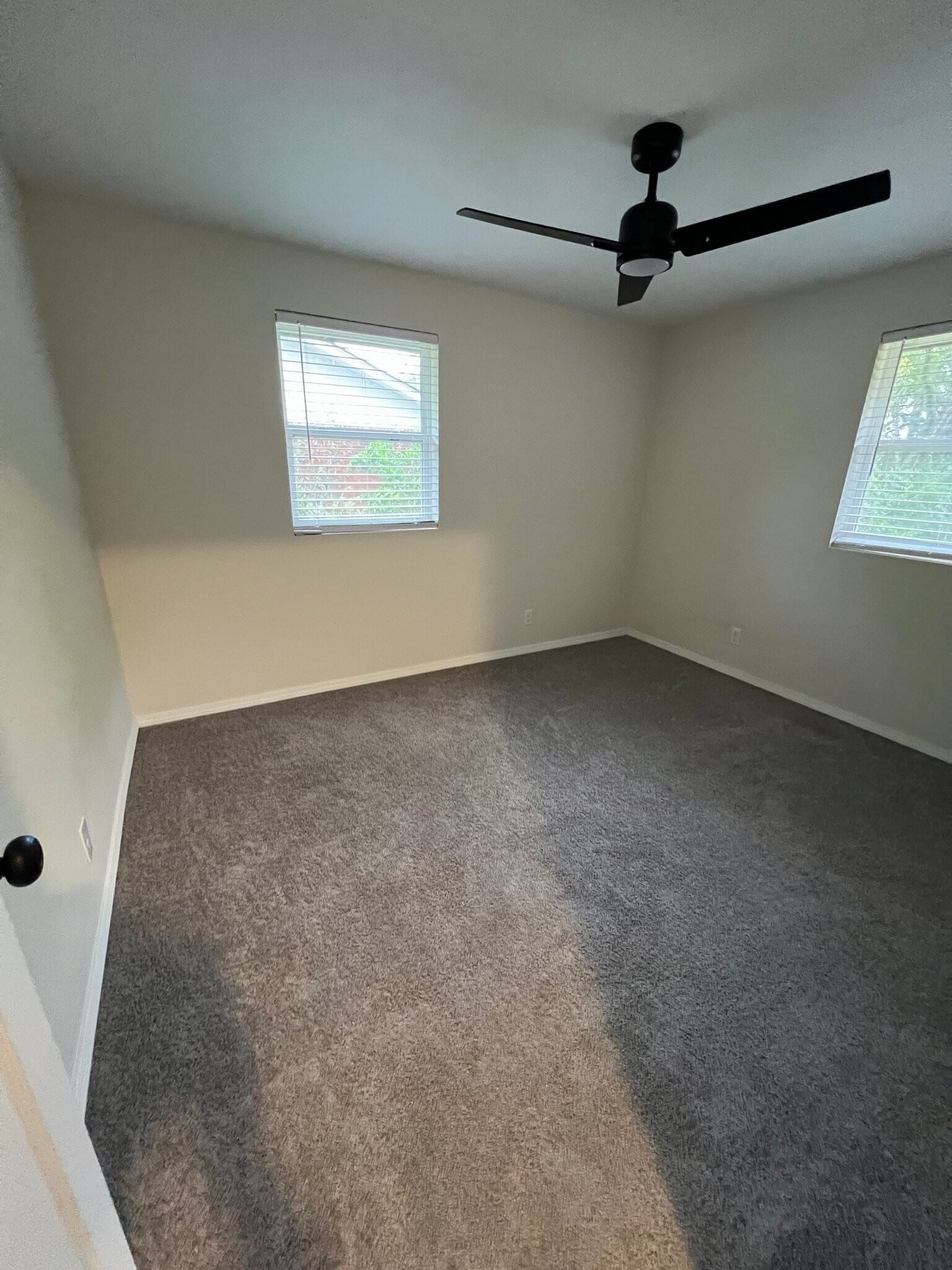 Building Photo - 3424 Parker Dr