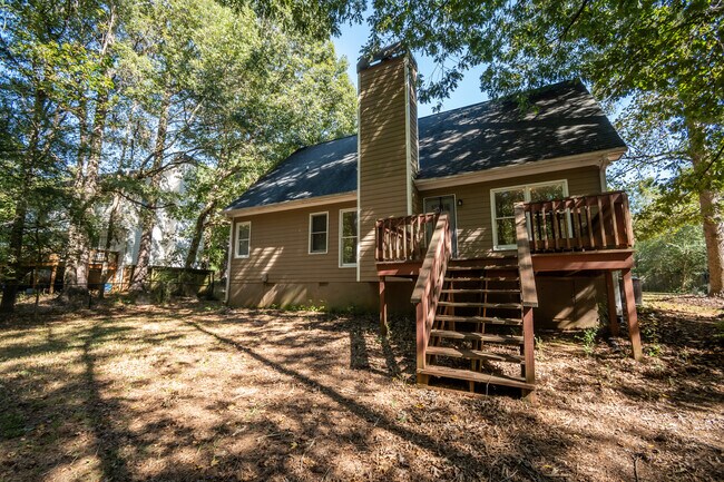 Building Photo - 119 Spring Lake Dr