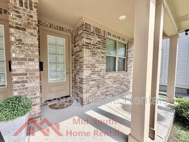 Building Photo - 82 N Rembert St