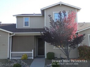 Building Photo - 7036 E Lantern Lane East