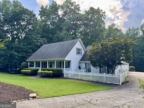 Building Photo - 45 Gentry Dr