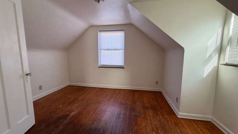 Building Photo - 6439 Elbrook Ave