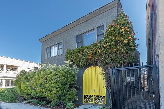 Building Photo - 1900 Pacific Ave