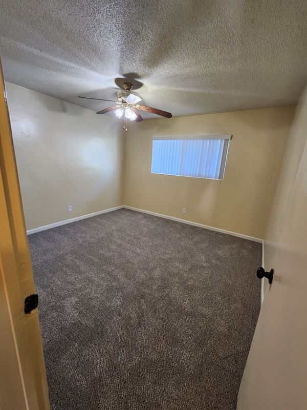 Building Photo - 4442 Rosebud Ln